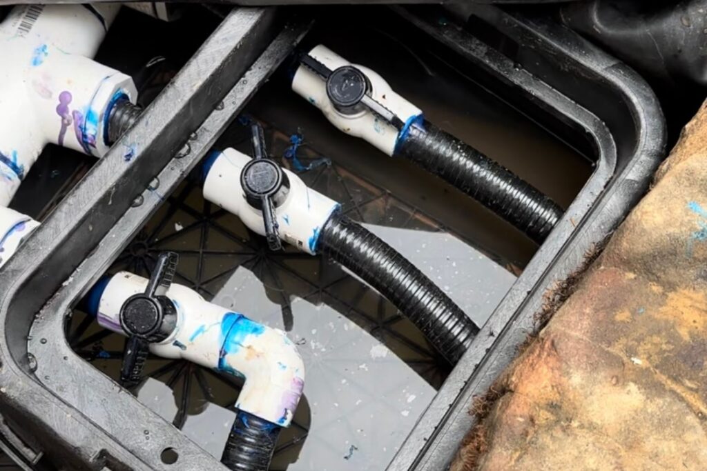 Water Control box for bubbling boulders